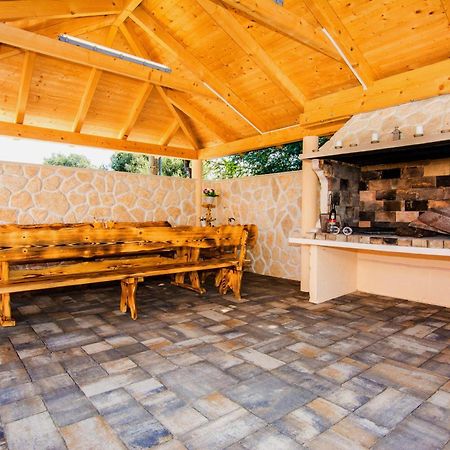 Family Friendly Pool House Ana - Happy Rentals Бибине Екстериор снимка
